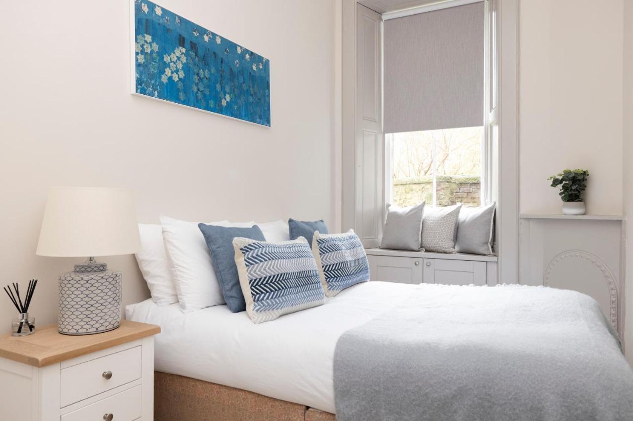 Stylish 3-Bedroom Edinburgh City Getaway エクステリア 写真