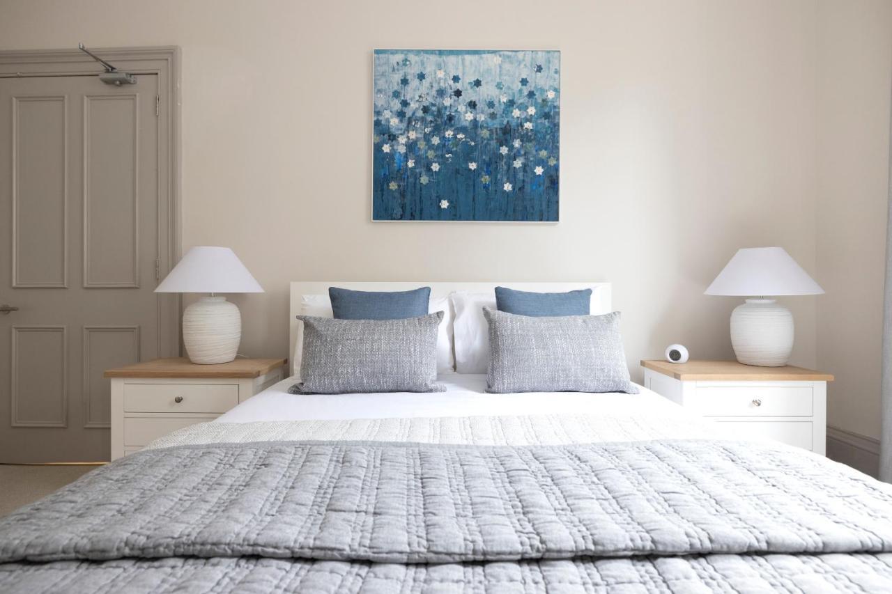 Stylish 3-Bedroom Edinburgh City Getaway エクステリア 写真